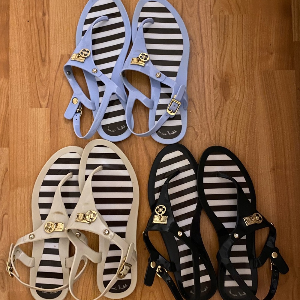 Henri Bendel Sandals